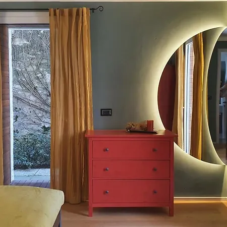 Bianca Apartment Como