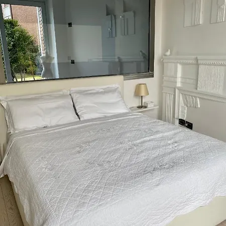 Bianca Apartment *