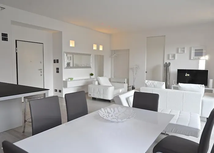 Apartament Bianca *